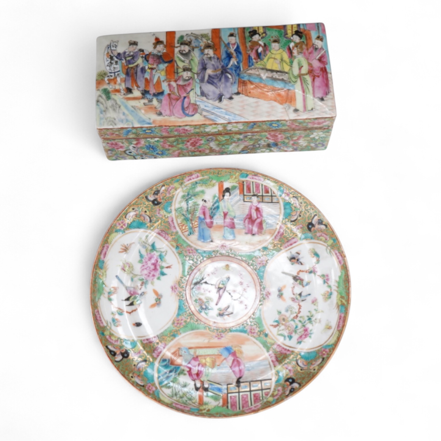 A Chinese famille rose pen box, and a similar plate, c.1830, 19.5cm wide